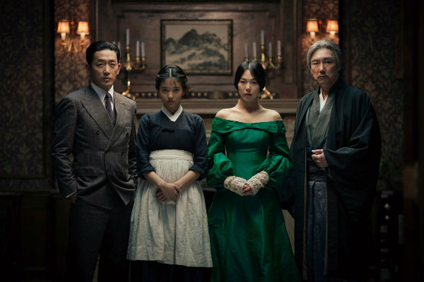 handmaiden-plano-critico